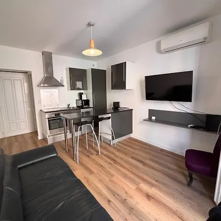 T2 Vieux Port D'ajaccio * 아작시오